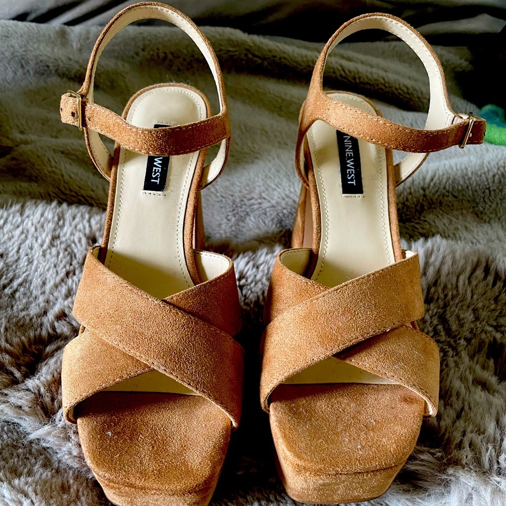 Brand new suede Nine West platform sandals